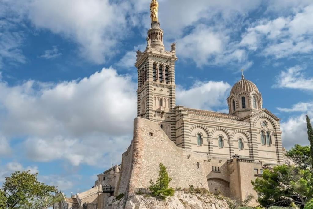 Logement Tres Chaleureux A Marseille Extérieur photo